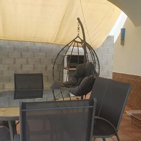 Casa Con Jardin Privado En Primera Linea De Playa 度假居