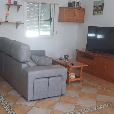 Casa Con Jardin Privado En Primera Linea De Playa بيت للعطل *