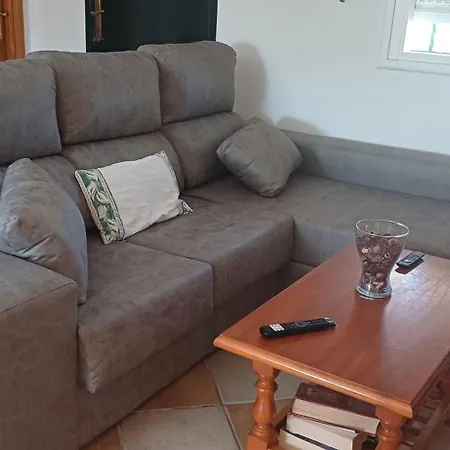 Casa Con Jardin Privado En Primera Linea De Playa بيت للعطل