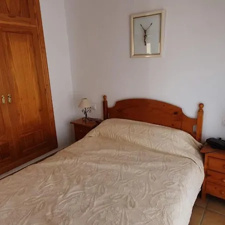 Casa Con Jardin Privado En Primera Linea De Playa * Chipiona